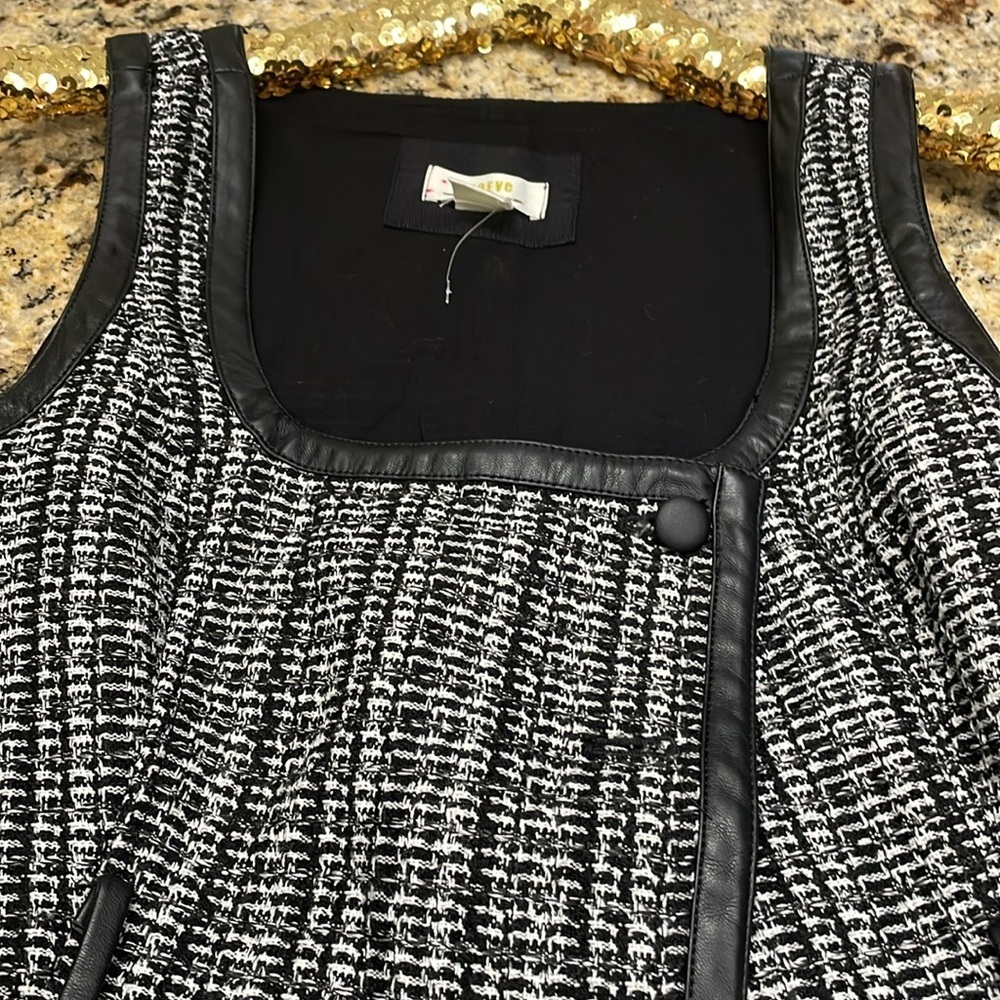 Maeve Tweed Mini Dress // No Belt //Missing Belt - Picture 5 of 14